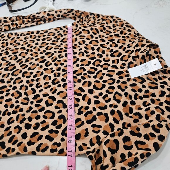 NWT!  Ann Taylor Top Medium Leopard Animal Print Long Sleeve Mock Neck Tan - Picture 10 of 10